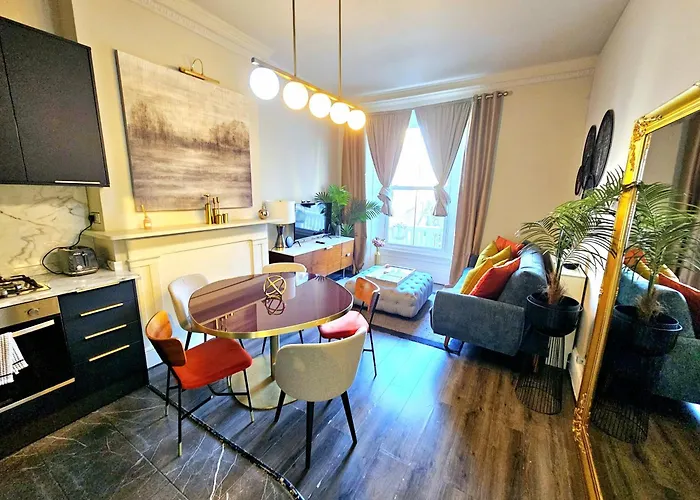Stylish Hyde Park Home By Tube Stations With Elevator